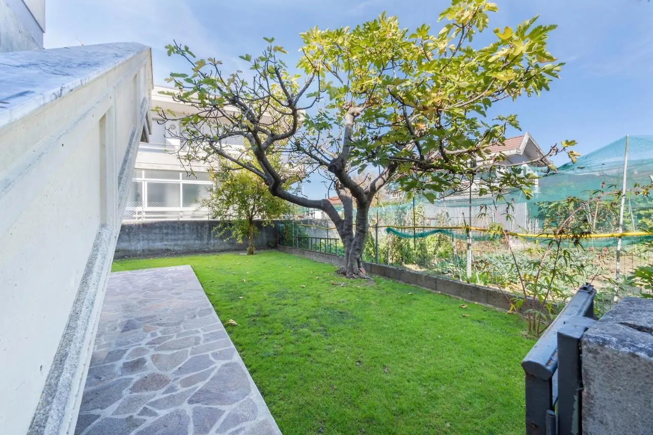 Residenza Tirrenia By Mmega Apartment Marina di Massa Italy