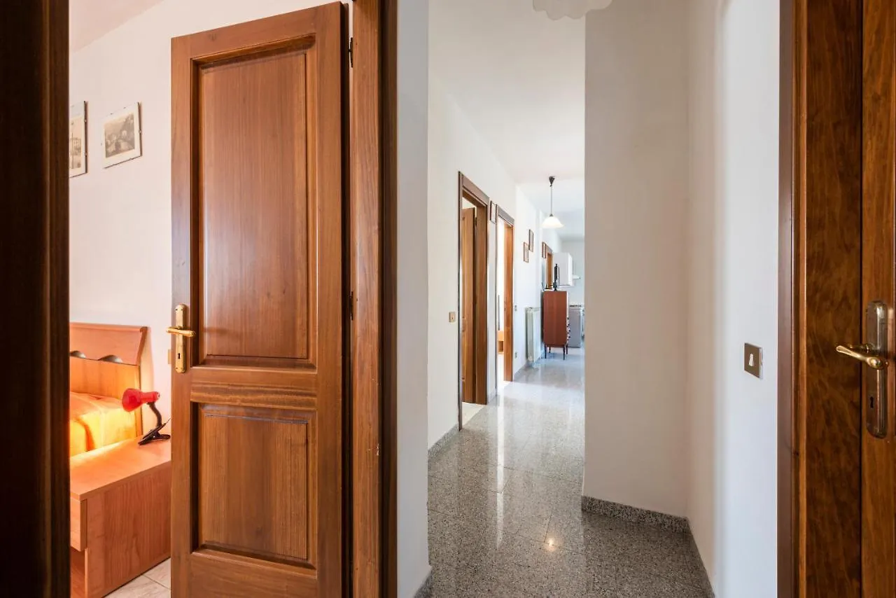 Residenza Tirrenia By Mmega Lägenhet Marina di Massa